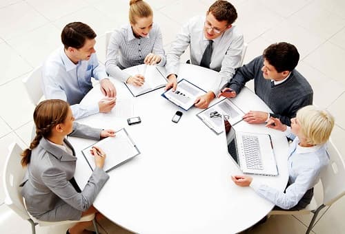Giúp bạn nhanh hòa đồng với công ty mới