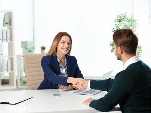 Cách tạo ấn tượng ngay từ phút đầu tiên