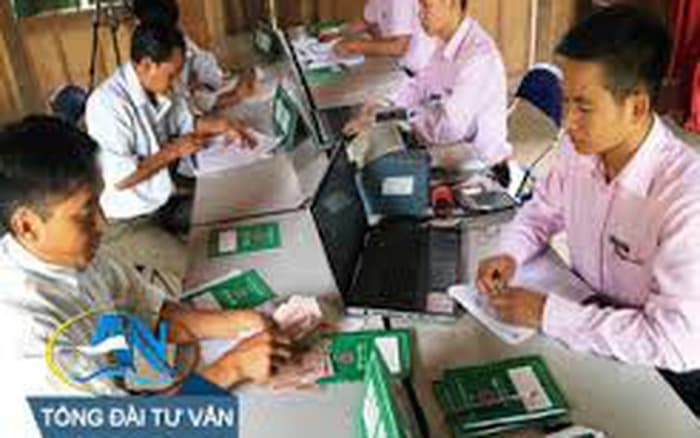 Chế độ của NLĐ nghỉ việc trong thời gian tạm ngưng đóng BHXH?