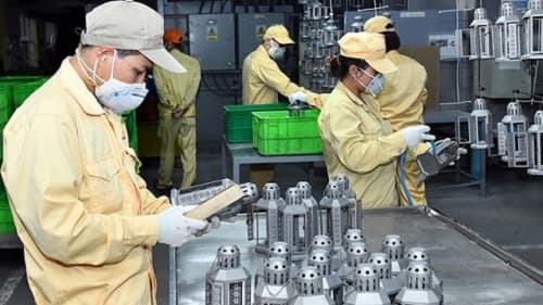 Đẩy mạnh chi hỗ trợ lao động bị dịch Covid-19 ảnh hưởng trong gói 62 nghìn tỷ đồng