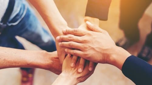 Đừng để những mối quan hệ trong công việc dần nguội lạnh