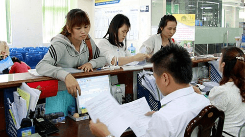 Sửa đổi quy định về tinh giản biên chế, về hưu trước tuổi