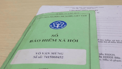 Cảnh báo mua bán sổ BHXH núp bóng ủy quyền