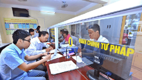 Công chức chuyển ngạch có được nâng lương?