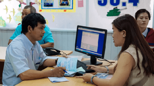 Thêm trường hợp viên chức bị cắt hợp đồng làm việc