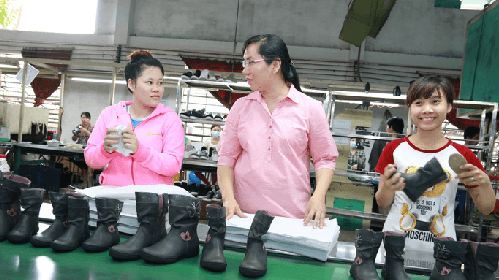 Mức lương tối thiểu được ấn định theo tháng và giờ từ năm 2021
