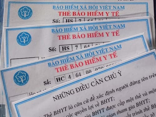 Tạm dừng cấp thẻ bảo hiểm y tế giấy cho người hưởng trợ cấp thất nghiệp