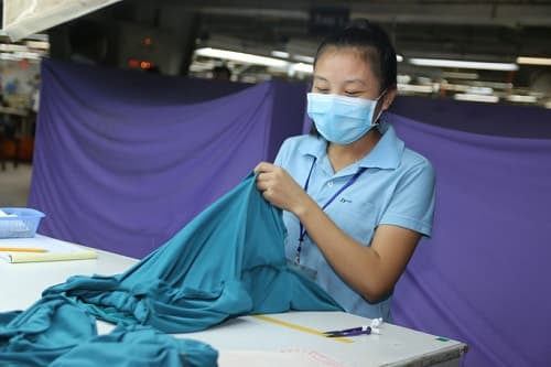 Tạm hoãn hợp đồng lao động, nghỉ không lương vẫn được hỗ trợ từ Quỹ Bảo hiểm thất nghiệp