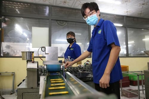 Sửa thuế thu nhập cá nhân, lương 17 triệu đồng/tháng chưa phải nộp thuế