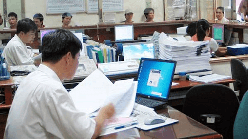 Muốn chuyển từ viên chức sang công chức cần điều kiện gì?