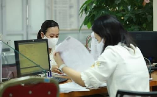 Điều kiện để xem xét quyết định nghỉ hưu ở tuổi cao hơn đối với viên chức