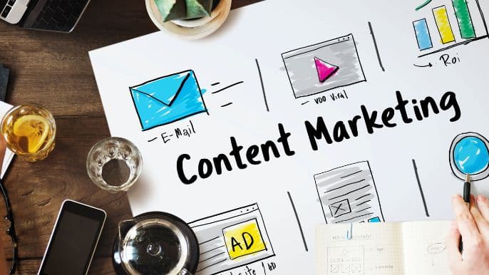 Content Creator là gì? Công việc, kỹ năng &amp; cơ hội nghề nghiệp