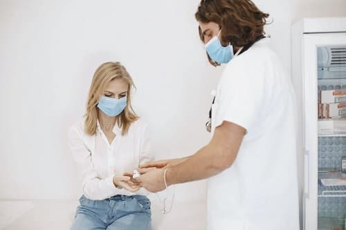 Doanh nghiệp không tổ chức khám sức khỏe định kỳ cho người lao động chưa thành niên bị phạt bao nhiêu?