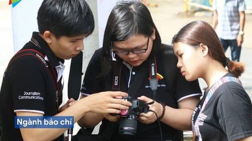 Ngành báo chí là gì? Cơ hội thăng tiến và mức lương ngành báo chí