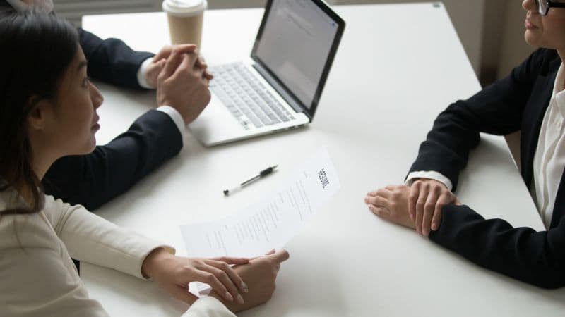Ghosting Sau Phỏng Vấn: Khi Nhà Tuyển Dụng Không Phản Hồi