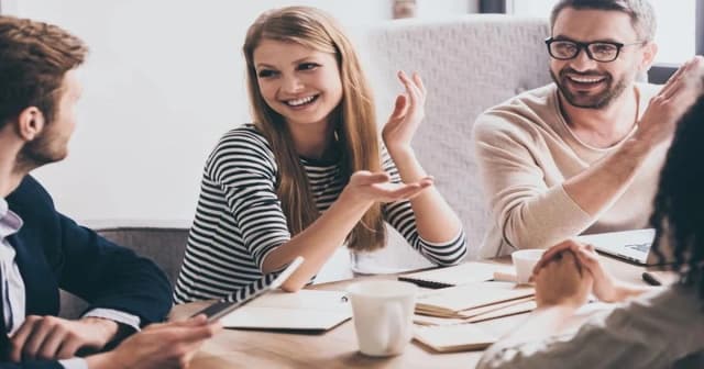 Trí tuệ cảm xúc trong kỷ nguyên AI: Vì sao sự thấu cảm là "tài sản" không thể thay thế của HR?