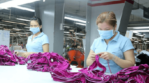 Không tăng lương tối thiểu vùng năm 2021