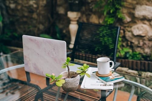 Sổ tay nhân sự: Gửi ngay bí kíp này để nhân viên của bạn WFH hiệu quả